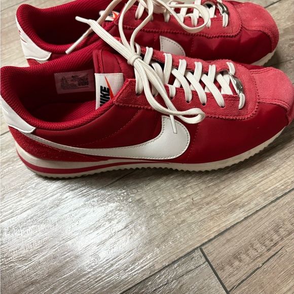 Nike Cortez Women's Sneakers - Picture 3 of 6